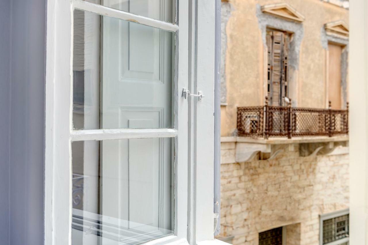 Homey Ermoupoli Exterior photo